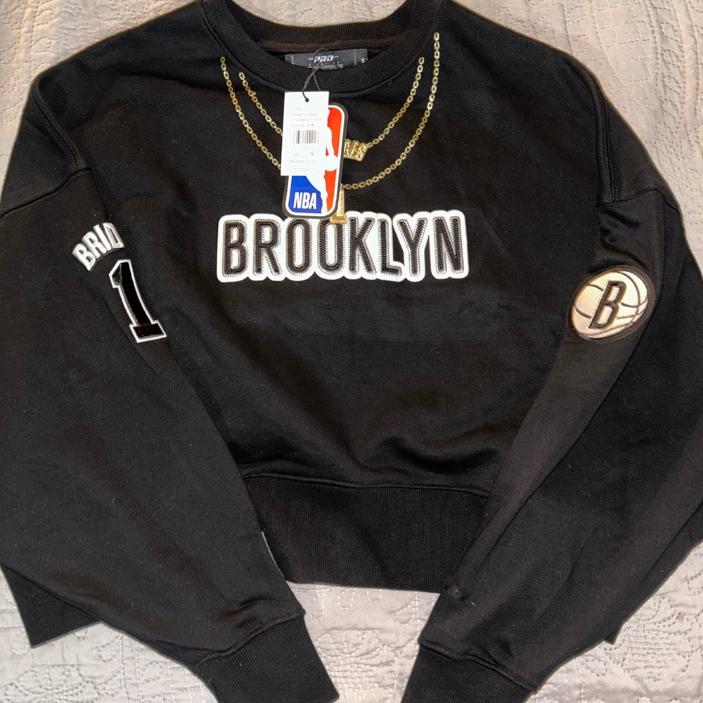 Black Brooklyn NBA Sweatshirt